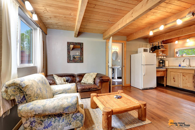Others 4, DFA Cabin Rentals, Matanuska-Susitna