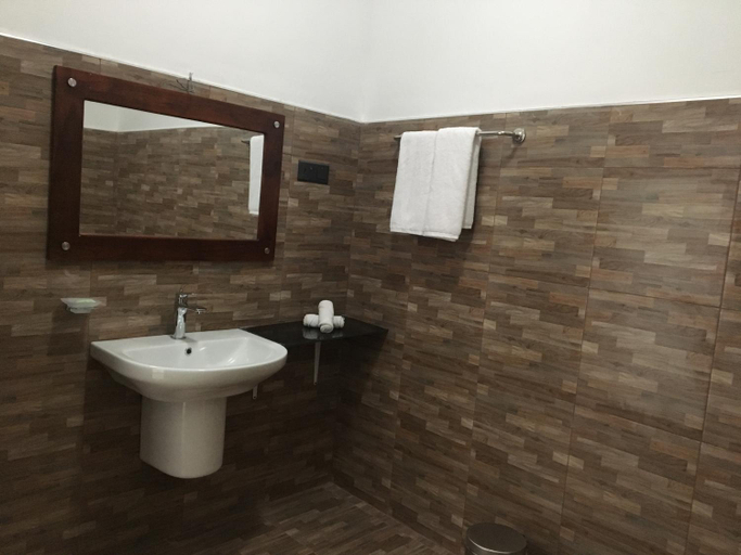 Bathroom 2, Ella Silloam, Ella