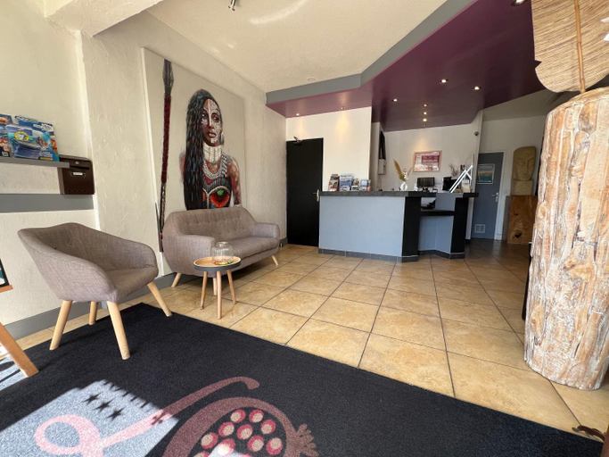 Public Area, Logis Hotel Les Grenadines, Hérault