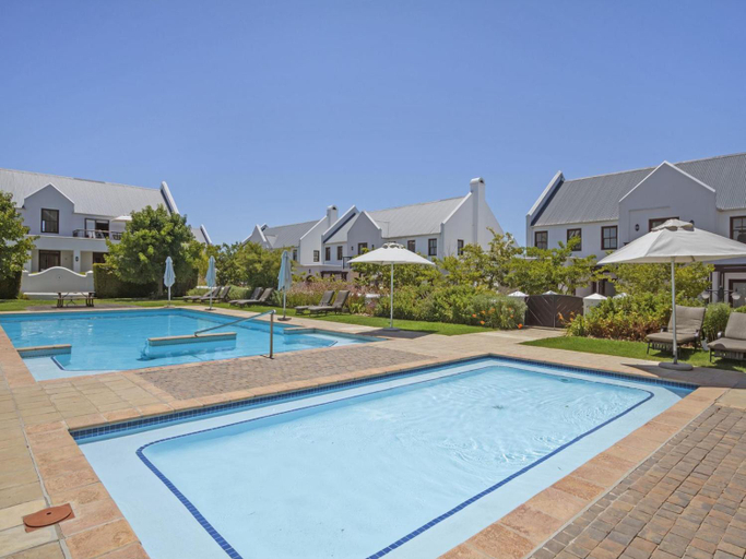 Sport & Beauty 2, Winelands Golf Lodges 22, Cape Winelands