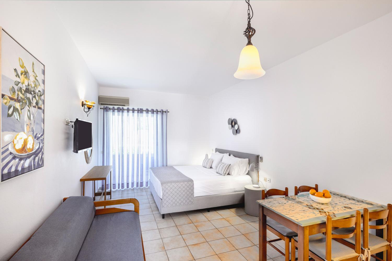 Others 5, Morpheas Apartments, Crete