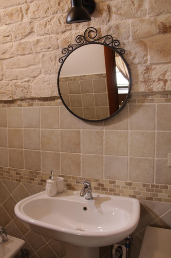 Bathroom 3, il trullo di giada e mattia, Bari