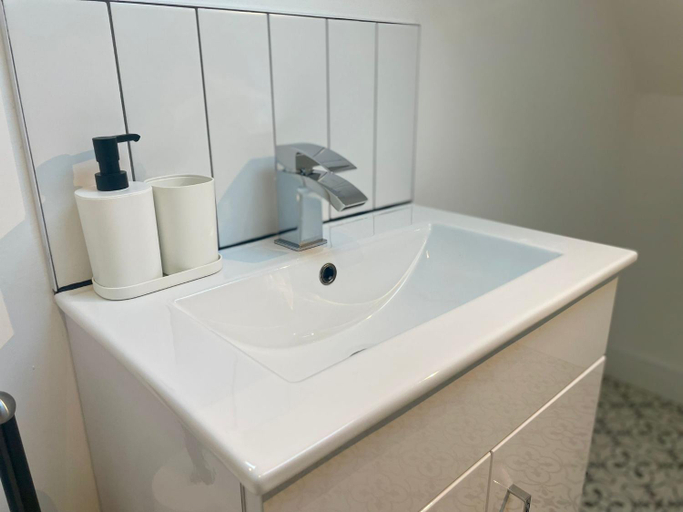 Bathroom 2, Wellington house, Northumberland