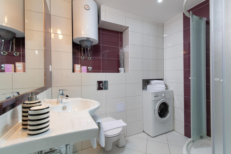 Bathroom 4, Apartments Bubalo, Omiš