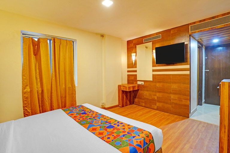 Bedroom 3, Via Brigade Suites - MG Road, Church Street, Bangalore