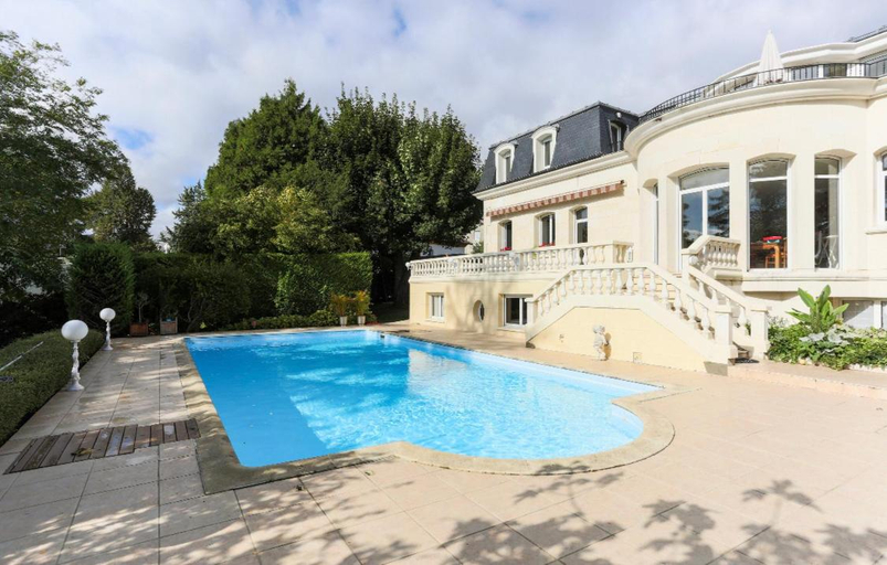 Sport & Beauty 4, Delightful earth room 20 minutes from Paris, Essonne
