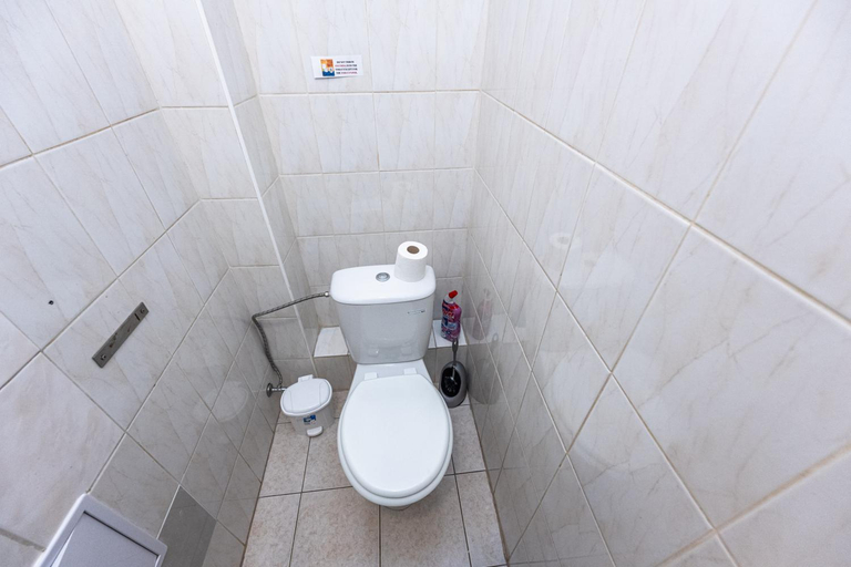 Bathroom 3, Apartments Safarikova 18, Praha 2