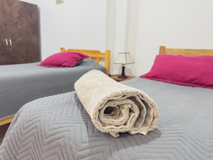 Bedroom 2, Tango, Oropeza