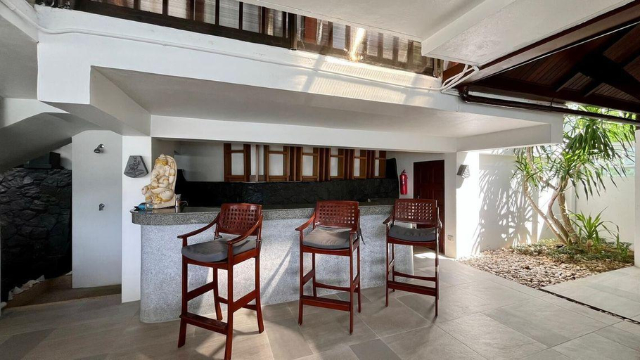 Others 2, Rare Luxury Infinity Pool Villa-pool Table at Kamala Rock Cliff With 6brs-8baths, Pulau Phuket