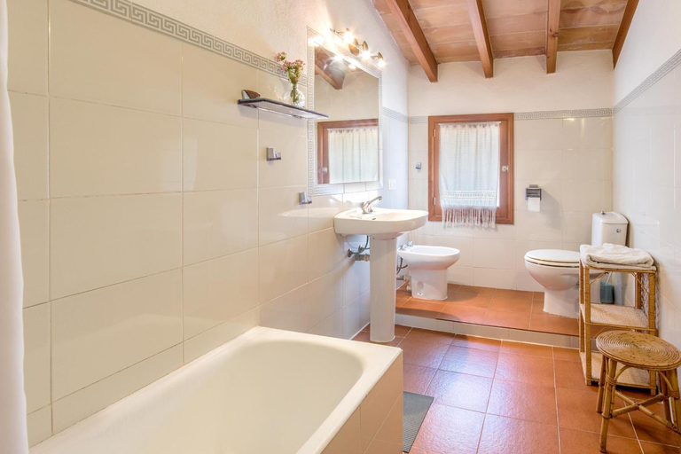 Others 1, Villa Suari, Baleares