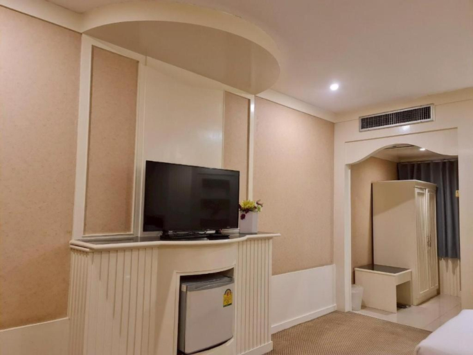 Bedroom 2, The Rich Hotel, Muang Nonthaburi