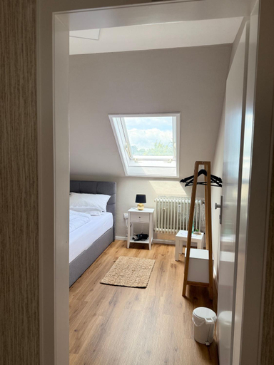 Bedroom 4, Repeat Racing Rooms, Vulkaneifel