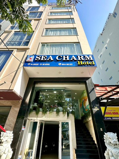 Entrance 3, Sea Charm Hotel, Da Nang