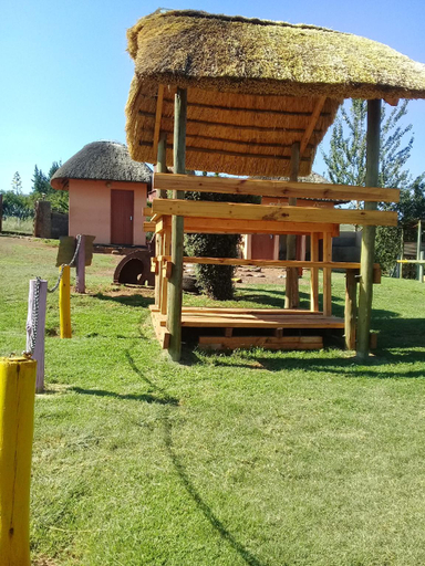 Others 2, Ribaneng Lodge and Cultural village