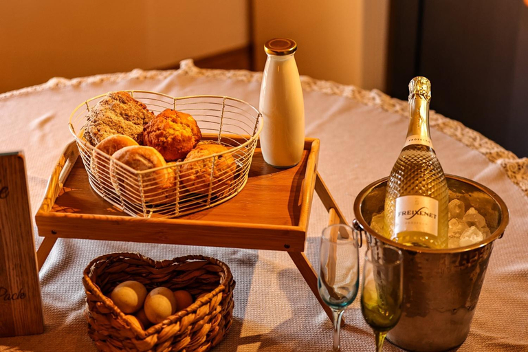 Food & Drinks 5, Greenvale Cabins, Newry, Mourne and Down