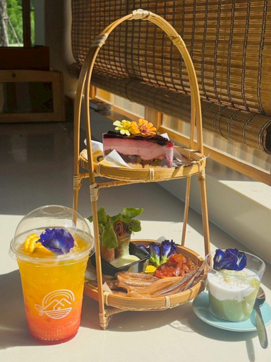 Food and beverages 5, ThamMaChatPhan FARM, Wat Bot