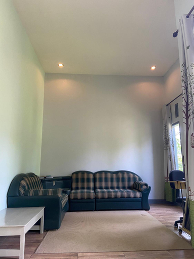 Others 5, Villa Pring Lima, Malang