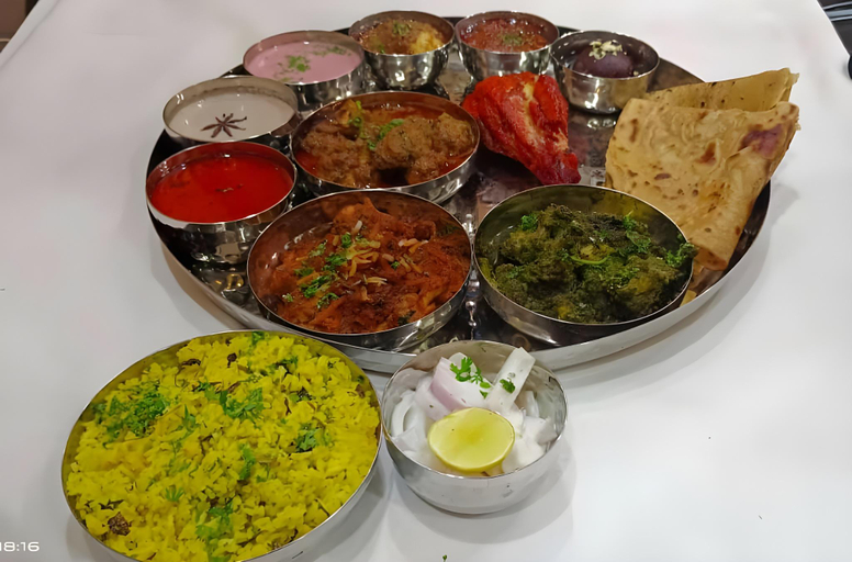 Food & Drinks 4, Hotel Jurkis Kolhapur, Kolhapur