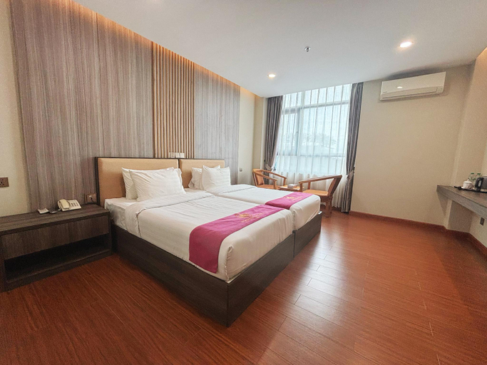 Bedroom 3, Golden Arrow Hotel, Yangon