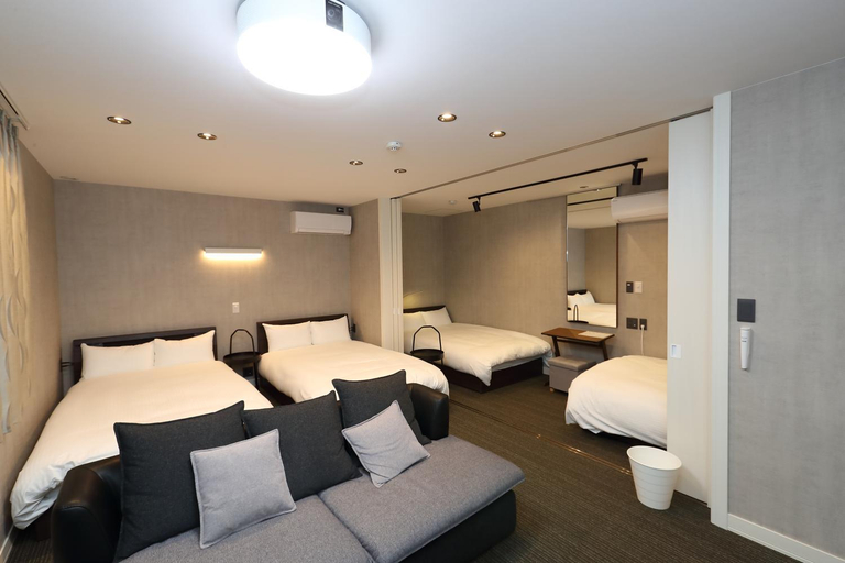 Bedroom, White Crystal, Fukuoka