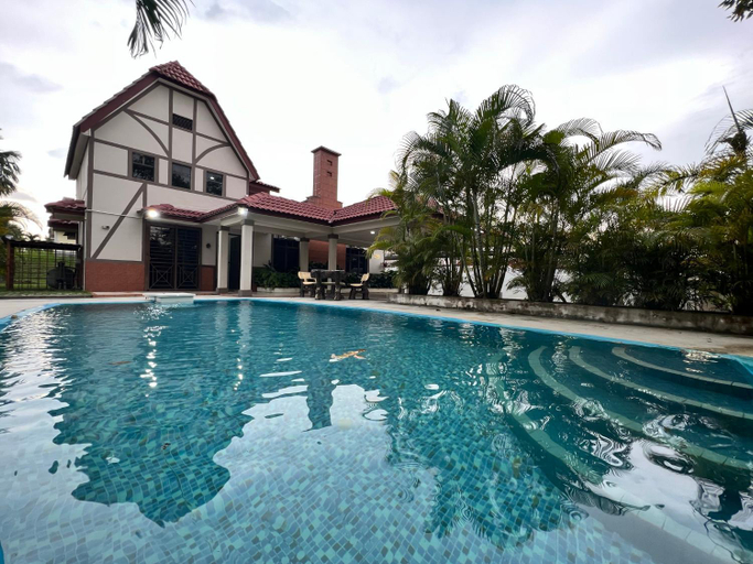 Sport & Beauty 2, A'Famosa Private Pool Villa Lot 807-Fong Homestay, Alor Gajah