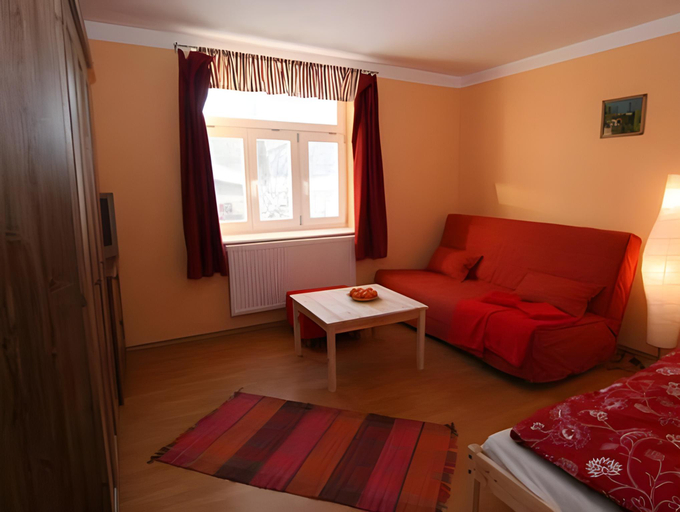 Bedroom 5, Stara Mlekarna, Děčín