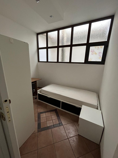 Bedroom 2, B & B Le due noci, Avellino