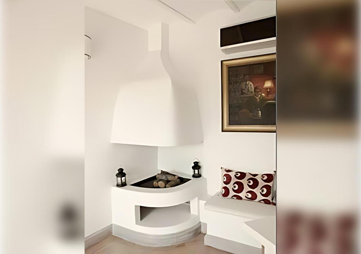 Others 5, Baylo Suites, Beyoğlu