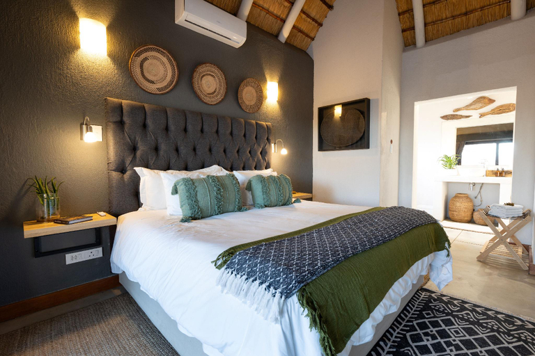 Bedroom 4, Ntoma House, Mopani