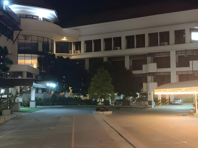 Exterior & Views 2, Central Place Hotel, Muang Samut Sakhon