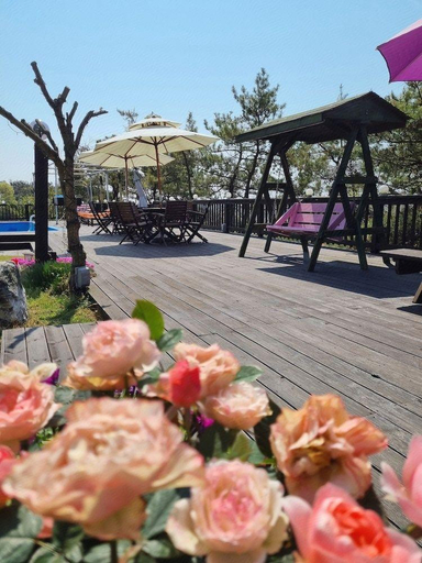 Food & Drinks 4, Anmyeondo In You Pension, Taean