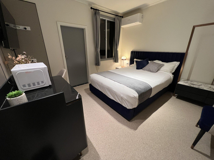 Bedroom 3, Lismore City Motor Inn, Lismore - Pt A