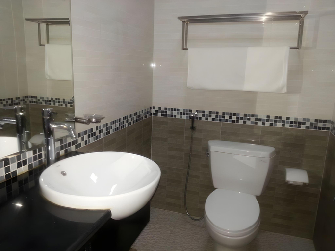 Bathroom 4, Sao Mai Phu My Resort, Tân Thành