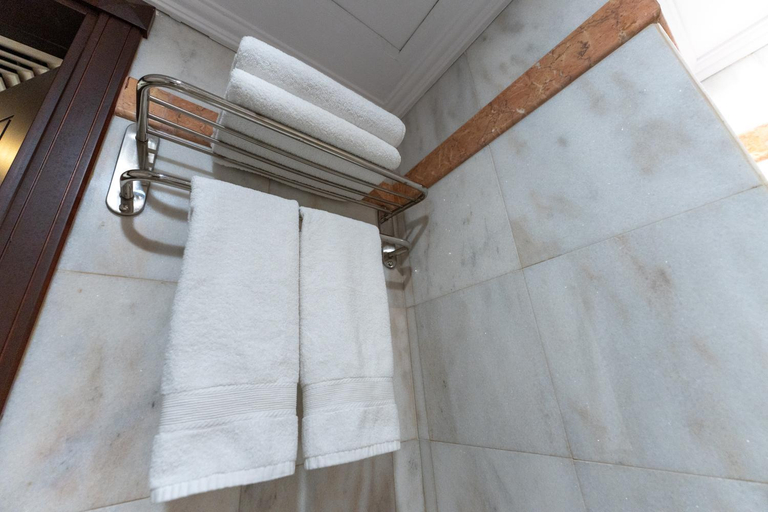 Bathroom 5, Hayah Al Waha Hotel, Al Madinah Al Munawwarah