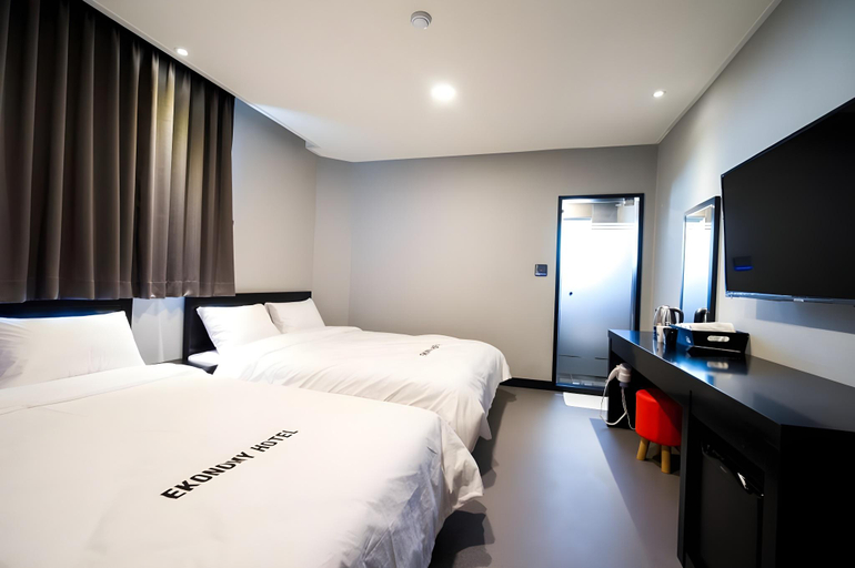 Bedroom 2, Persimmon Hotel Jeongseon, Jeongseon