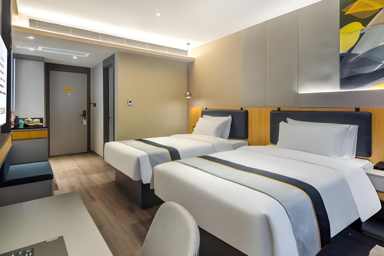 Bedroom 3, Home Inn Style Xinzhou Ancient City, Xinzhou