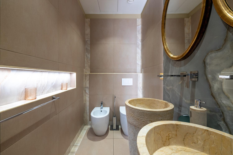 Bathroom 4, Antiqua Domus, Rome