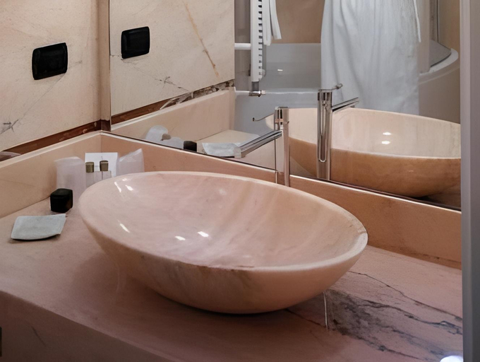 Bathroom 4, B&B HOTEL Habitat Giussano, Monza and Brianza