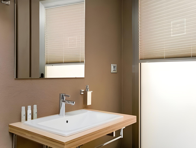 Bathroom 3, Hotel La Sequia Molinar, Girona