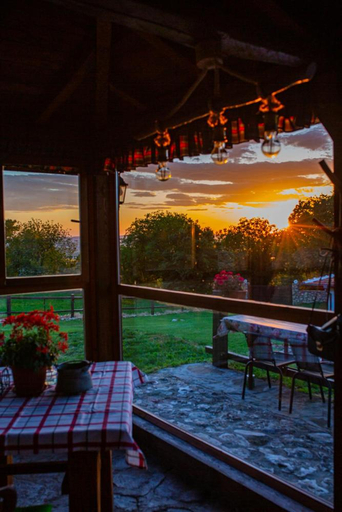 Others 5, Agriturismo Пицути, Lovech