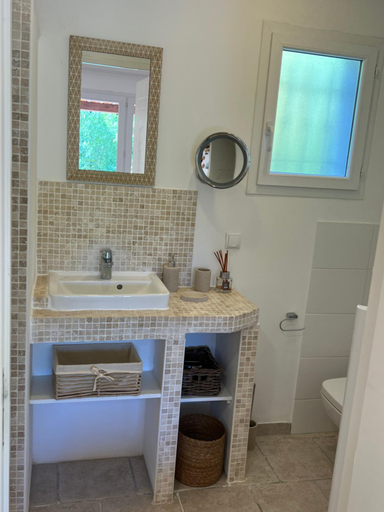Bathroom, La Belle Riviere, Var