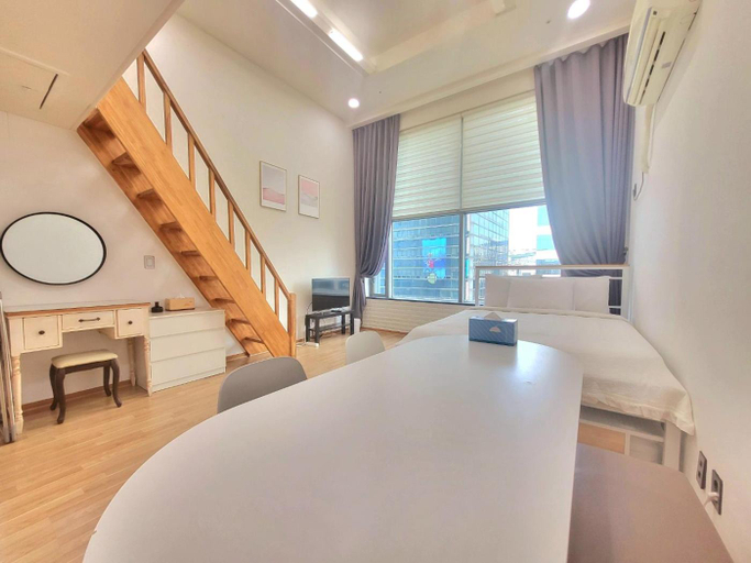 Bedroom 2, JS House Hongdae, Mapo