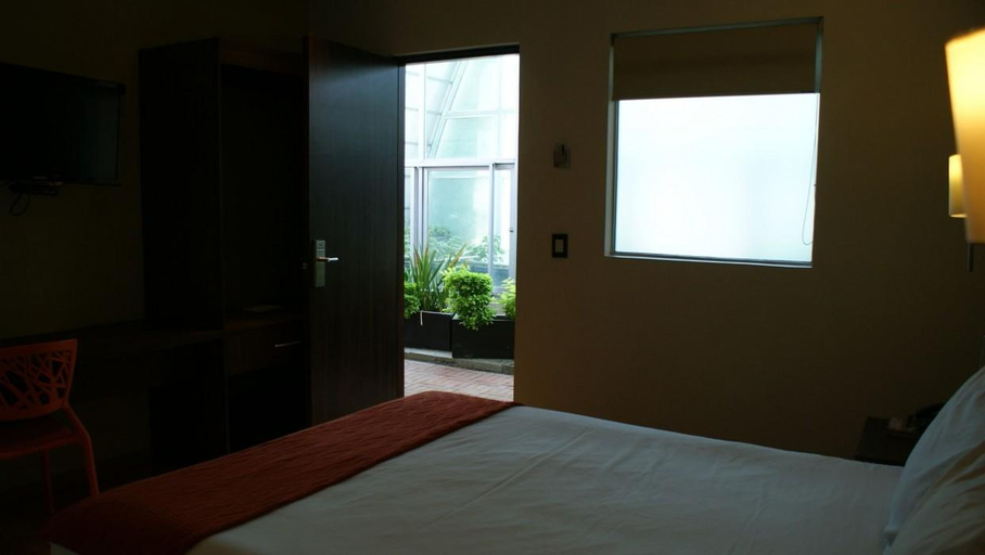 Bedroom 2, El Hotel Business Class, Zamora