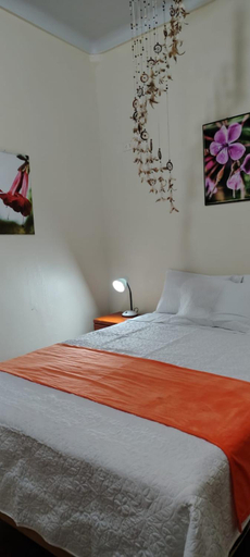 Bedroom 2, kun titi, Calca