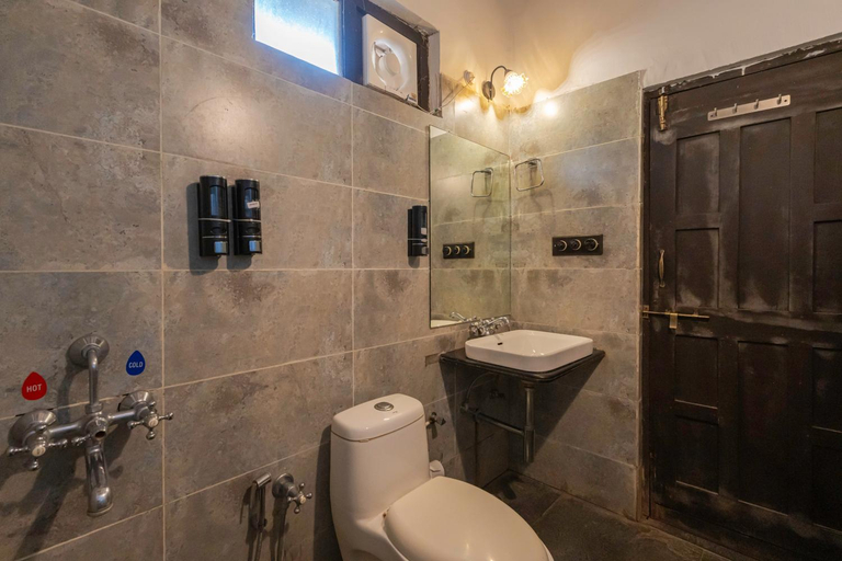Bathroom 4, Pachmarhi Ecotel Resort by Vanyum, Hoshangabad