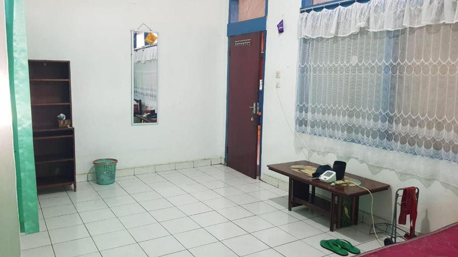 Others 5, Guest House Dorm Floressa, Sikka