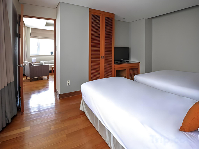 Bedroom 2, Prince Hotel Myeongdong, Jung