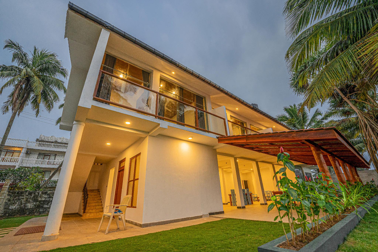 Entrance 2, SeethaRama Beach Hotel, Beruwala