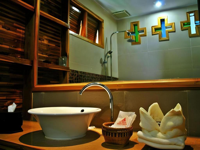 Bathroom 3, Oopkaew Resort, Pua