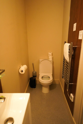 Bathroom 3, Keystone House, London